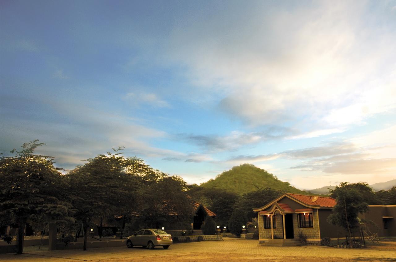 Mc Resort Wildlife Resort Bandipur Bandipūr Exterior foto