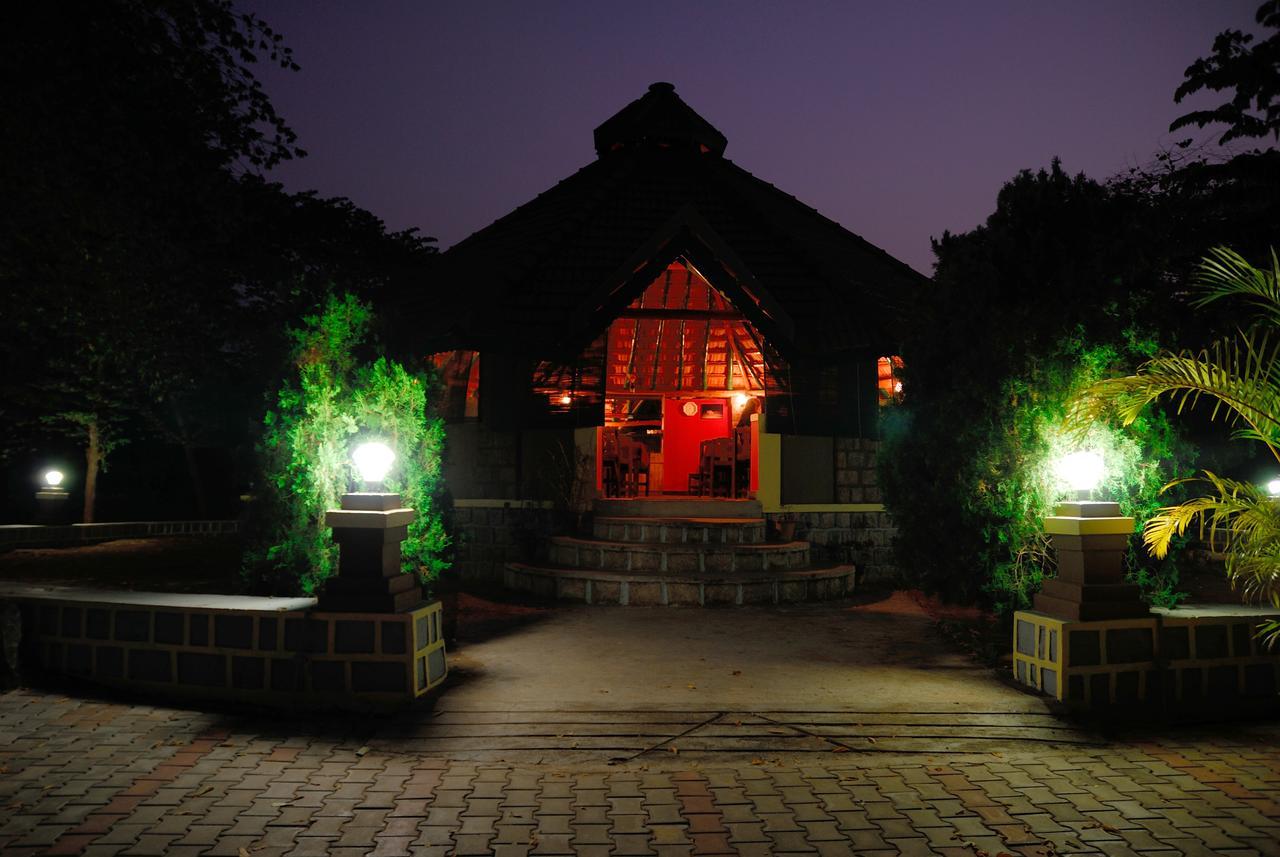 Mc Resort Wildlife Resort Bandipur Bandipūr Exterior foto
